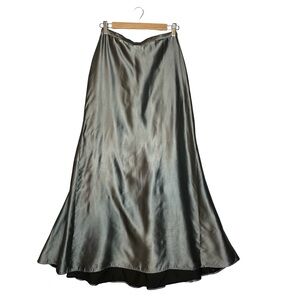 DAVID’S BRIDAL Silver Chrome Taffeta Ball Gown Skirt Size 4
